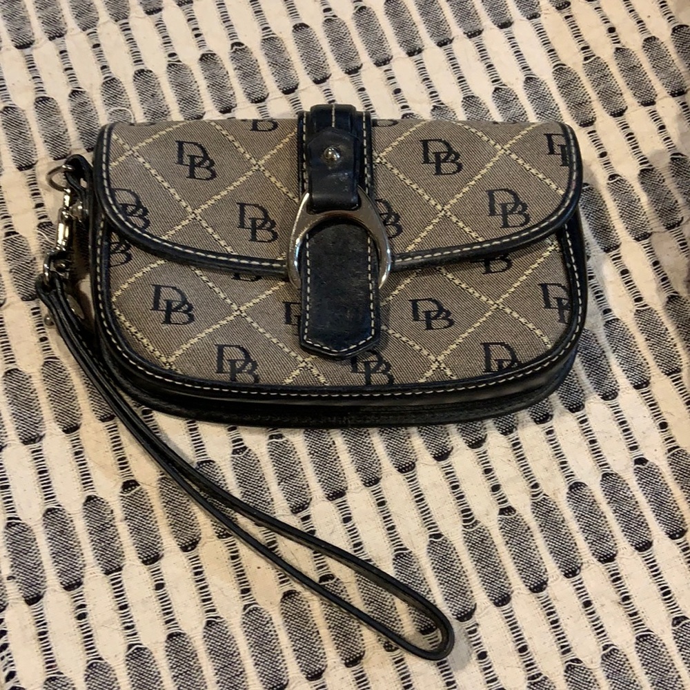 Dooney & Bourke Wristlet
